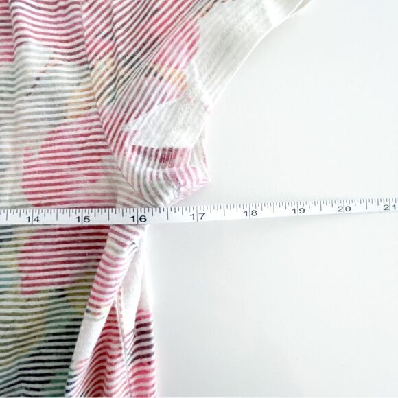 Style & Co. Petite Floral T-Shirt Crochet Back Angled Ruffled Women's M - Picture 4 of 5